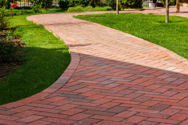 Best Professional Driveway Pavers  in Algona, WA
